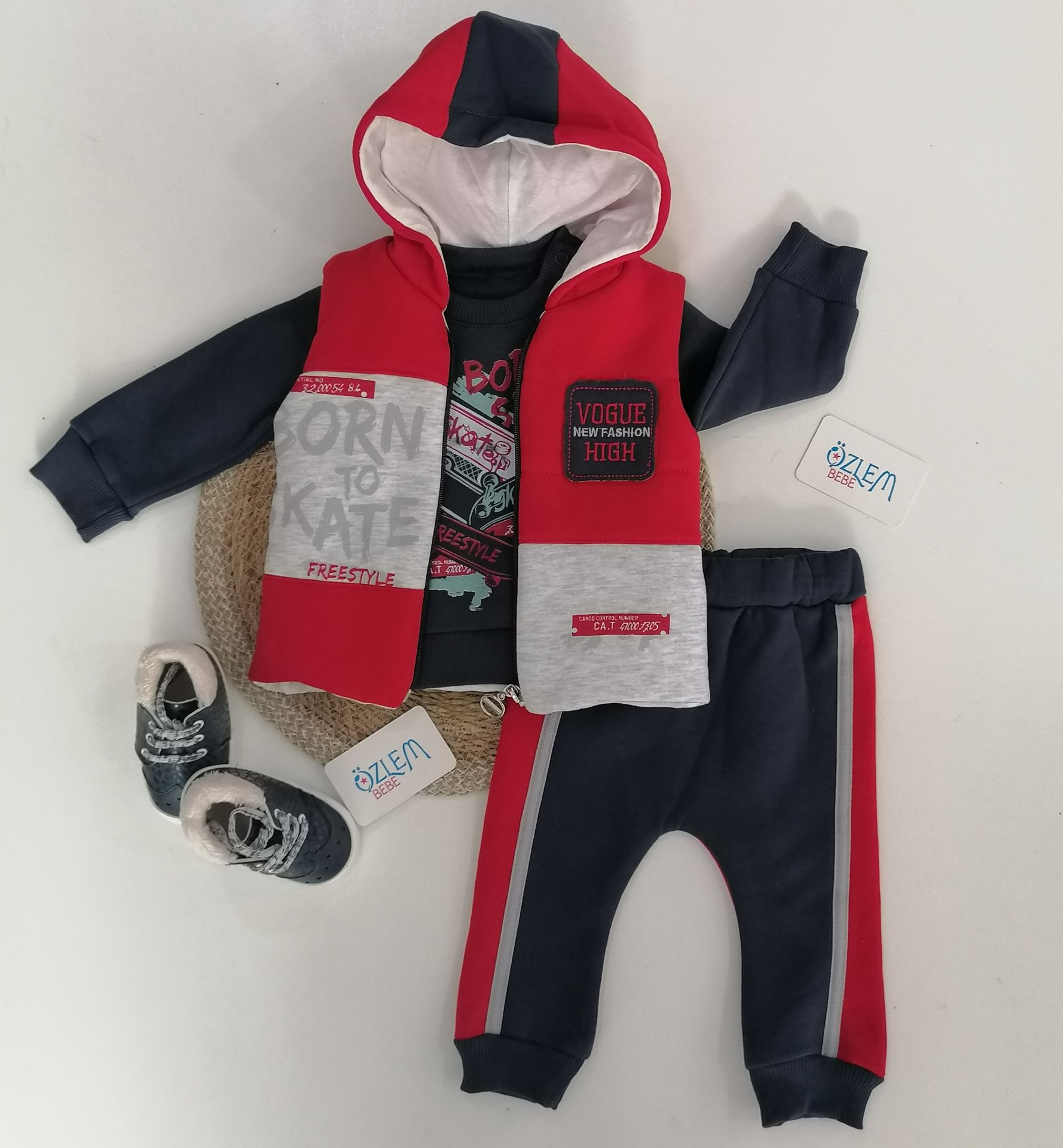 Lacivert - Kırmızı Kapüşon Yelekli Takım