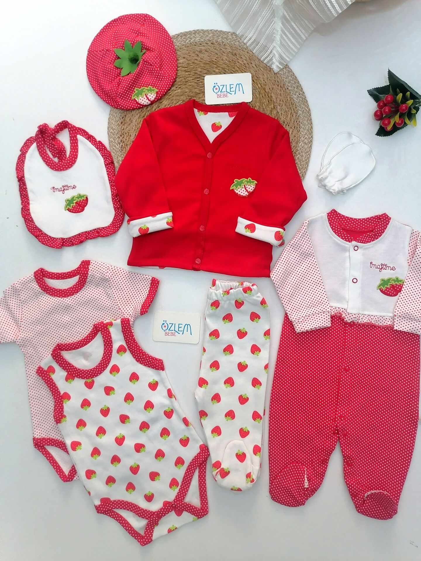 Çilek Kokulu 8'li Hastane Çıkışı